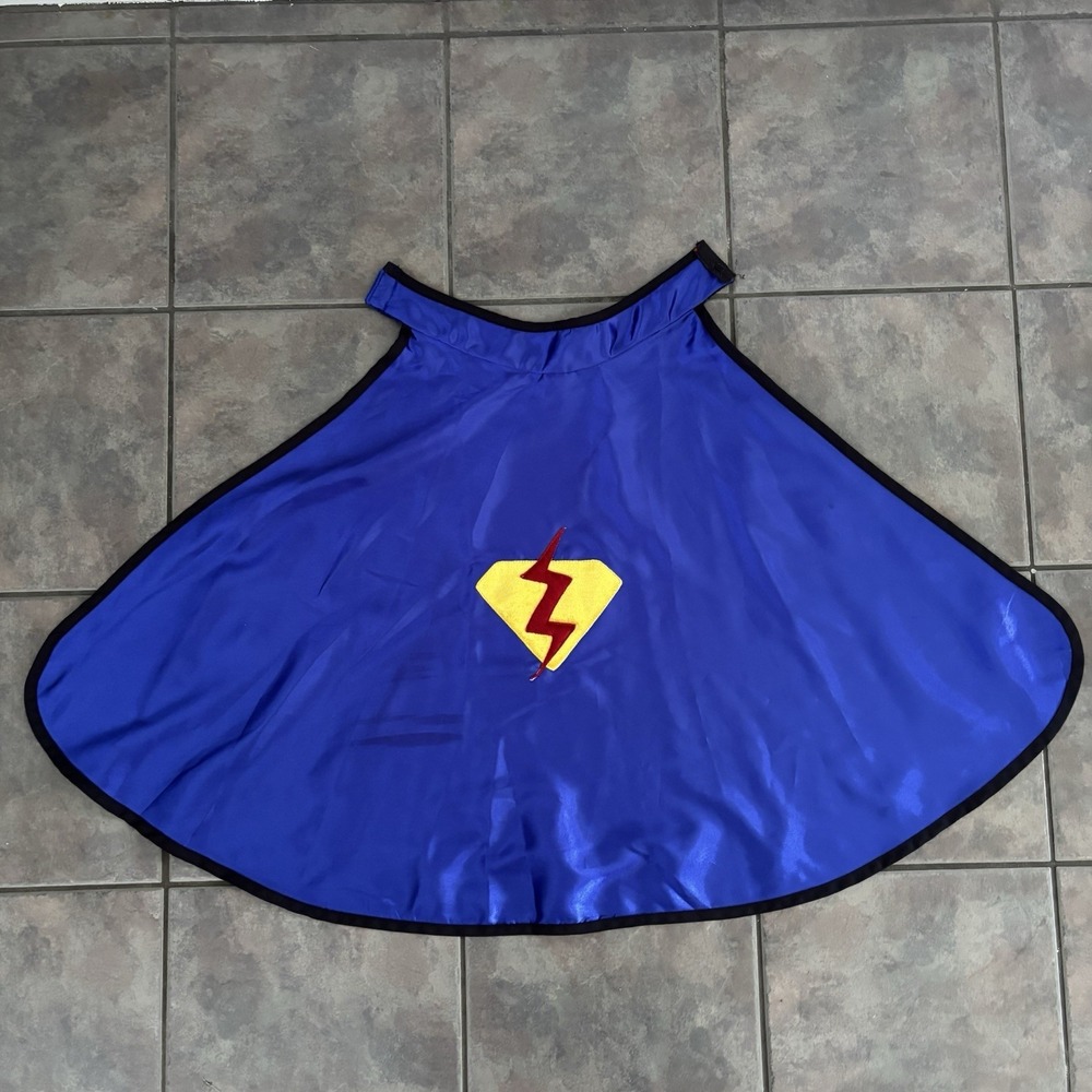 Creative Education Superhero Cape Navy Black Piping Red Lightning Size Small 3-4